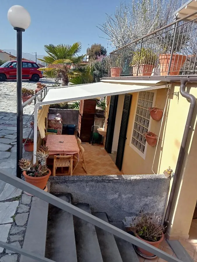 Appartement Nina House à Imperia