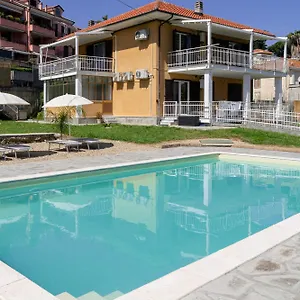 Appartement Il Gattino Di Porto - 5 - Bilocale Terrazzo Piscina, Imperia